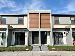 3417 Brand New 3BD Family Home Near Disney