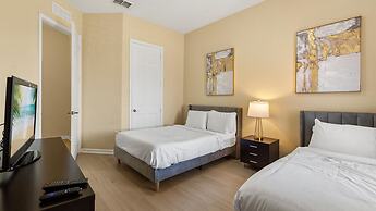 Walk to Epic Universe and Occc From This Condo