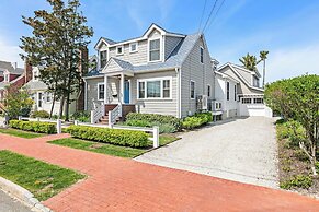 Walk to Sand & Fantasy Island: Beach Haven Getaway