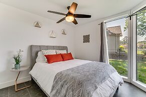 Luxe Family Gem in Montgomery: 'the Lake House!'