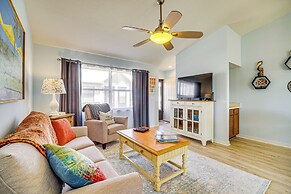 Near Sebring Int'l Raceway: Villa w/ Pool Access!