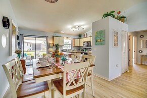 Near Sebring Int'l Raceway: Villa w/ Pool Access!