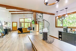 4 Mi to Dtwn Ellijay: Cabin w/ Pool & River Access