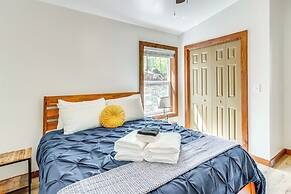 4 Mi to Dtwn Ellijay: Cabin w/ Pool & River Access