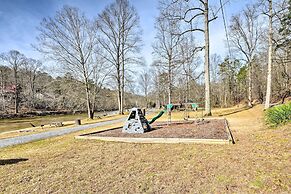 4 Mi to Dtwn Ellijay: Cabin w/ Pool & River Access