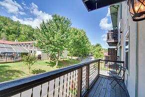 Walk to Shops & Dining: Downtown Condo in Helen