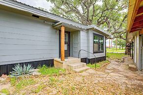 Deck, Hot Tub & Lake View: Brownwood Home!