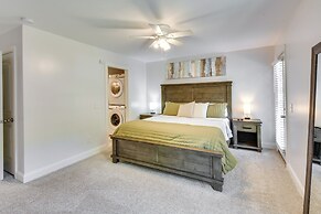 Walk to Main Street Shops: Helen Escape w/ Balcony