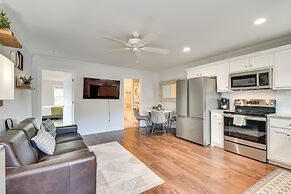 Steps to River + Shops: Downtown Helen Retreat!