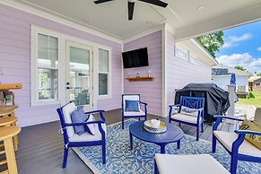 Walk to Pass Christian Beach: Stunning Family Home