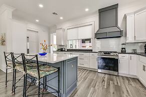 Walk to Pass Christian Beach: Stunning Family Home