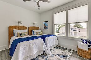 Walk to Pass Christian Beach: Stunning Family Home