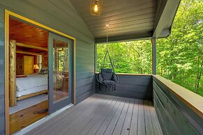 Family Friendly: Hot Tub Haven in Mineral Bluff!