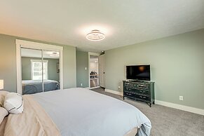 < 3 Mi to Double JJ Resort: Home w/ Large Yard!