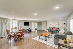 < 3 Mi to Double JJ Resort: Home w/ Large Yard!