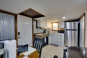 2 Mi to Fort Stewart: Cozy + Convenient Apt!