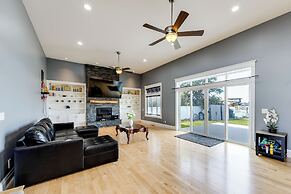 Bay Views & Deck: Spacious Ferndale Family Home