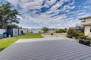 Bay Views & Deck: Spacious Ferndale Family Home