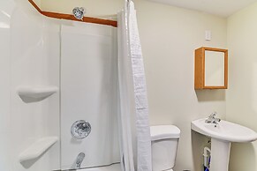 Lake-view Cabin w/ Furnished Deck in Hadley!