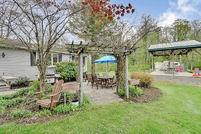 Fishing Pond & Spacious Yard: Quiet Home in Sodus!