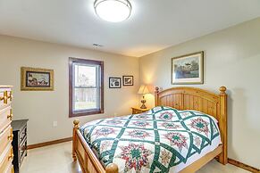 Lakefront Family Home w/ Boat Dock in Underwood