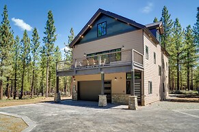 7 Mi to Lake Davis: Family Outdoor Retreat w/ Deck