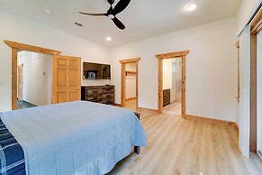 7 Mi to Lake Davis: Family Outdoor Retreat w/ Deck