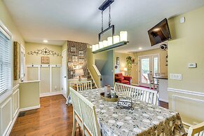 3 Mi to Erie Canal: Home w/ Hot Tub in Holley!