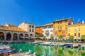 Adagio Apartment Pool Terrace Lake Garda