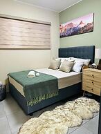 Cosy two Bedroom Apartment for Short and Long Stays Rental
