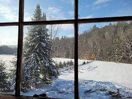 VT Nature Retreat Sleeps 6 + Pet OK