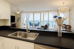 Beach Luxury 3BR w/ Spa Baths + Pool Bar