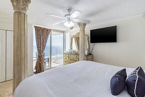 Beach Luxury 3BR w/ Spa Baths + Pool Bar