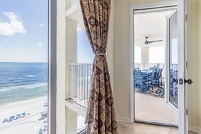 Beach Luxury 3BR w/ Spa Baths + Pool Bar