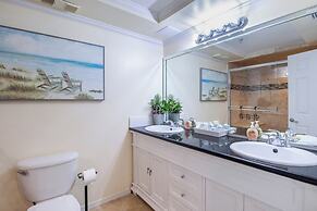 Beach Luxury 3BR w/ Spa Baths + Pool Bar