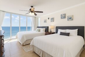 Stunning Gulf 2BR Pools, Spa, Balcony