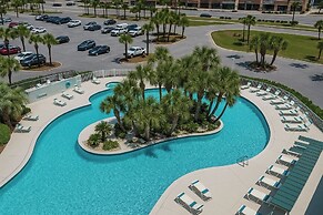Stunning Gulf 2BR Pools, Spa, Balcony