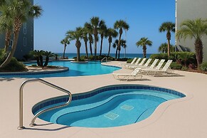 Stunning Gulf 2BR Pools, Spa, Balcony