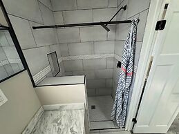 Private Studio Pet Friendly A/C + Wi-fi