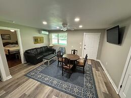 Pet-friendly 2BR Free Parking & Wi-fi