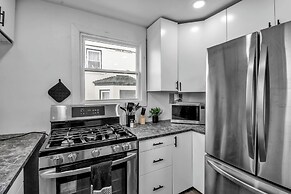 Spacious 4BR Near UB & Niagara Falls - Pet Friendly