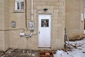 Spacious 4BR Near UB & Niagara Falls - Pet Friendly