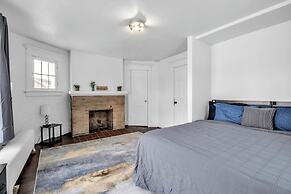 Cozy 3BR Near UB & Niagara Falls - Pet Friendly