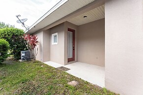 Spacious Family Villa Near Disney + Pool