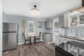 Peaceful 5BR Home: Lake Access & Work Space