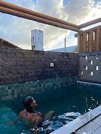 Serrmabi Pé na Areia by La Playa