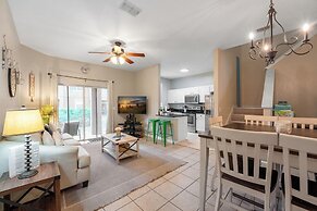 Family 4BR Home w/ Resort Pool Near Disney