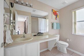 Family 4BR Home w/ Resort Pool Near Disney