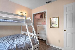 Family 4BR Home w/ Resort Pool Near Disney