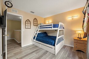 Family 4BR Home w/ Resort Pool Near Disney